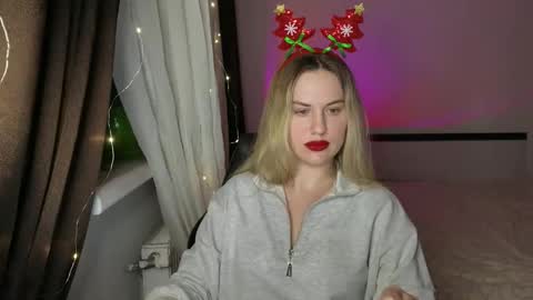 Rosali online show from 11-18-25, 06:45