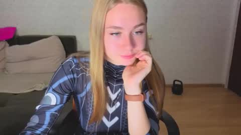 rosalina1690 online show from 09-26-25, 03:43