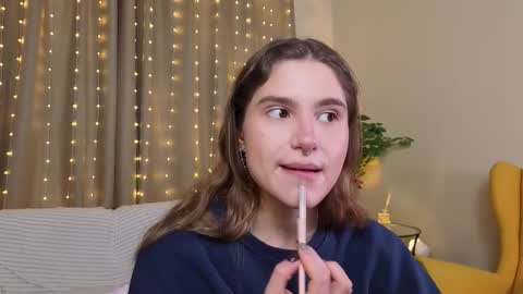 Kylie online show from 01-05-26, 05:27