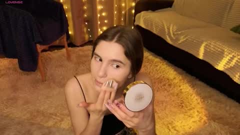 Kylie online show from 03-04-26, 05:19