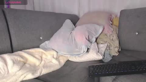 daniela garcia online show from 11-29-25, 05:43