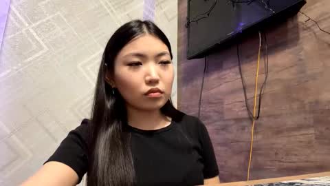 Snapshot of rosalynhandy chatting on 02-14-26, 10:45 Kira online show from 02-14-26, 10:45