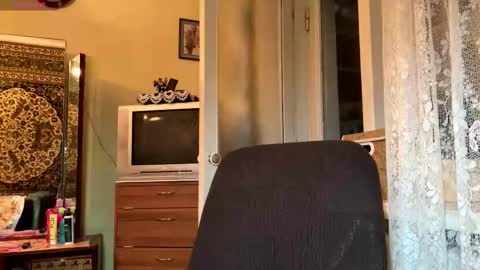 Mona online show from 12-17-25, 03:07