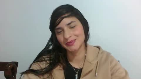 rosasvioletas online show from 11-21-25, 08:40