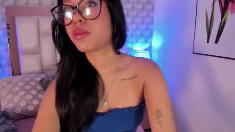 Snapshot of rose_allure chatting on 02-07-26, 11:25 Rose allure online show from 02-07-26, 11:25