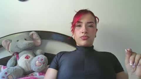 Snapshot of rose_elise chatting on 04-04-26, 06:38 rose_elise online show from 04-04-26, 06:38