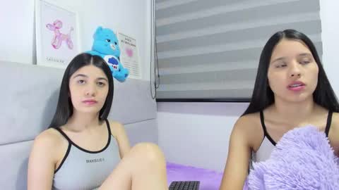 Rose y Miah online show from 12-19-25, 05:14