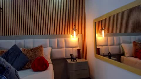 roseaurora online show from 01-09-26, 01:03