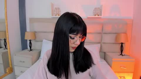 Rose online show from 03-08-25, 01:14