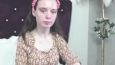 Roselyn online show from 04-15-26, 05:03