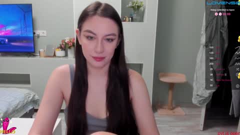 Snapshot of rosepage chatting on 01-26-25, 09:18 Julia online show from 01-26-25, 09:18