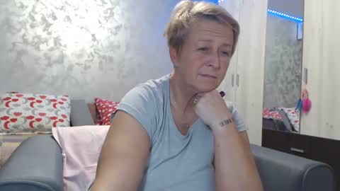 Lovepinklilly online show from 12-06-24, 07:01