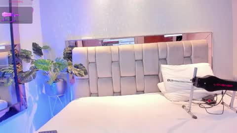 Rose online show from 12-03-25, 05:15