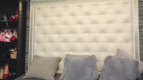 Gabriela online show from 01-28-25, 01:38