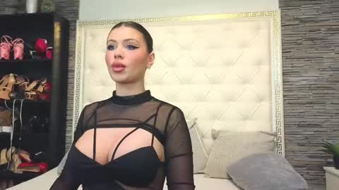 Gabriela online show from 02-25-25, 06:31