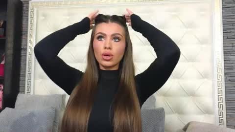 Gabriela online show from 11-03-25, 07:31