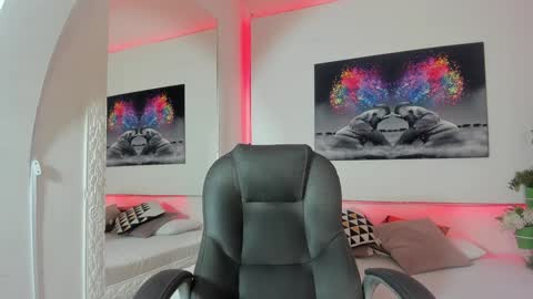 rosi_cooper online show from 12-21-24, 10:50