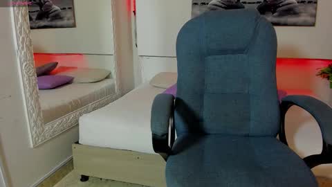 rosi_cooper online show from 10-18-25, 11:00