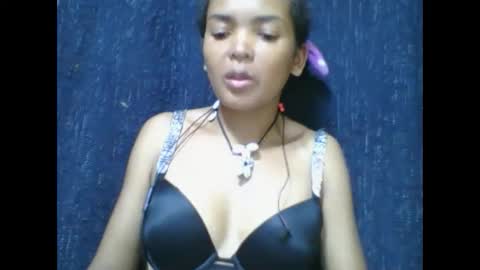 rosia685234 online show from 03-10-25, 11:42