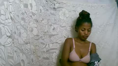 rosia online show from 11-13-25, 02:32