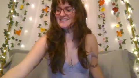 rosie_woods online show from 10-15-25, 03:28