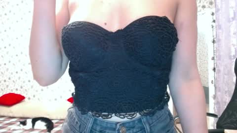 Rosie is waiting for YOU online show from 02-28-25, 04:10