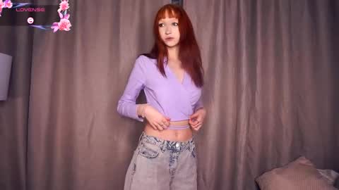 Edwina online show from 11-22-25, 04:55