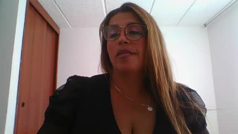 Rossana  online show from 12-04-24, 07:12