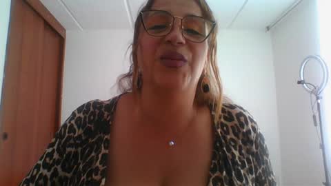 Rossana  online show from 12-10-24, 07:43