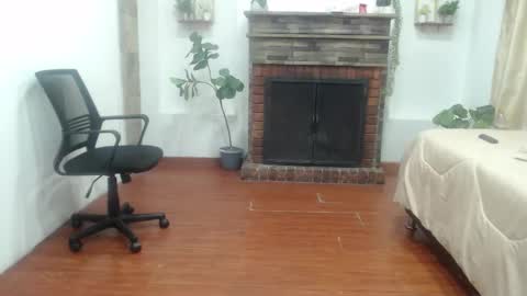 MY NAME IS  ROSSE  online show from 10-18-25, 06:30