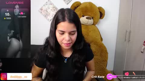 Snapshot of rossebunny25 chatting on 11-15-25, 02:13 Rosse online show from 11-15-25, 02:13