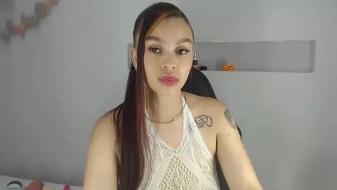 Snapshot of rossi_baker chatting on 10-30-25, 05:20 Rossi online show from 10-30-25, 05:20