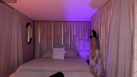 Rossie Rhoades online show from 10-12-25, 05:45