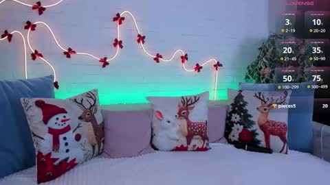 Snapshot of rossy_babe_ chatting on 12-17-25, 12:05 Rossy online show from 12-17-25, 12:05