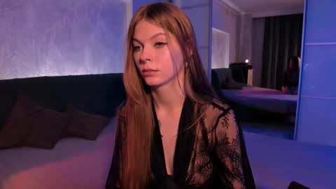 rosy_black_ online show from 11-18-25, 11:25