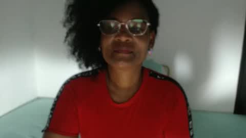 luxa online show from 11-14-25, 12:37