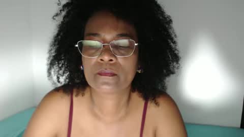 luxa online show from 11-24-25, 12:27