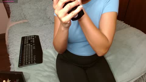 Rouss marie henao  online show from 01-12-25, 03:07