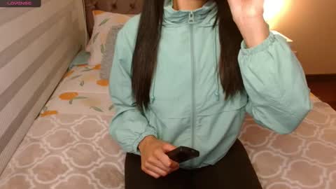 Rouss marie henao  online show from 02-11-25, 10:59