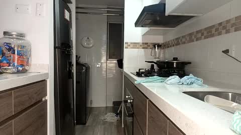 Rouss marie henao  online show from 03-04-25, 04:06