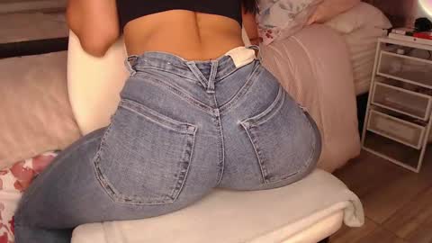 Rouss marie henao  online show from 03-14-26, 03:01