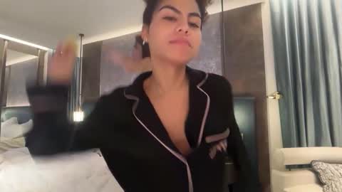 Roustar online show from 11-17-25, 10:26