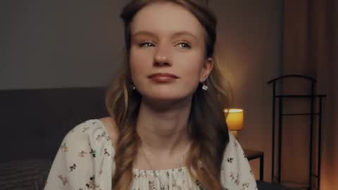 Stella online show from 02-10-25, 01:01