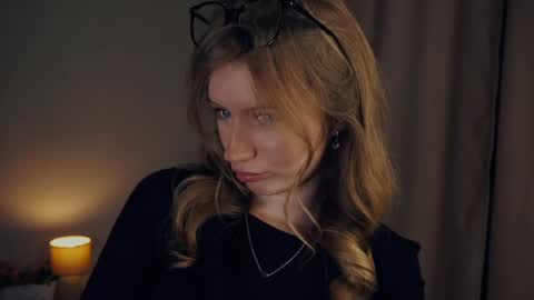 Stella online show from 02-11-25, 04:13