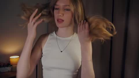 Stella online show from 02-12-25, 07:13