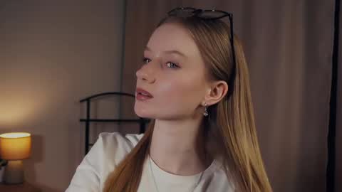 Stella online show from 02-13-25, 03:46