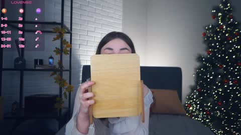 Michelle online show from 12-21-24, 04:30