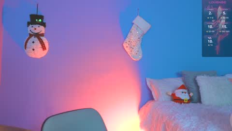 Roxanna online show from 12-21-24, 07:27