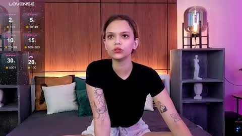 Roxana online show from 09-28-25, 09:36