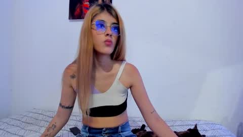 roxy online show from 03-12-25, 06:33